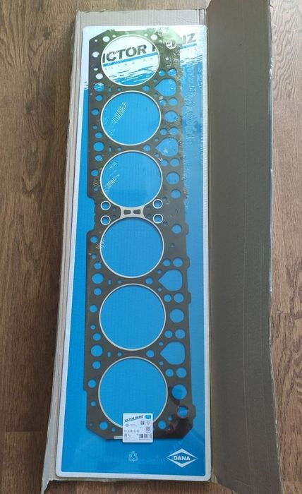 Прокладка головки двигателя на Икарус и сальниковая набивка