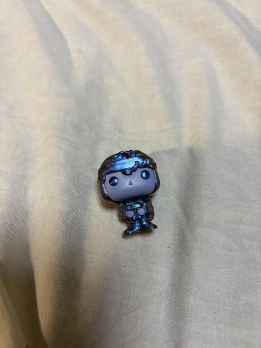 Дастін з вивороту Дивні Дива