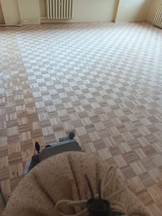 Cyklinowanie,układanie i renowacja podłóg drewnianych