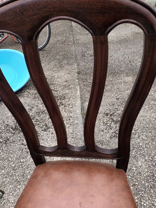 Cadeira de quarto ou  sala em bom estado