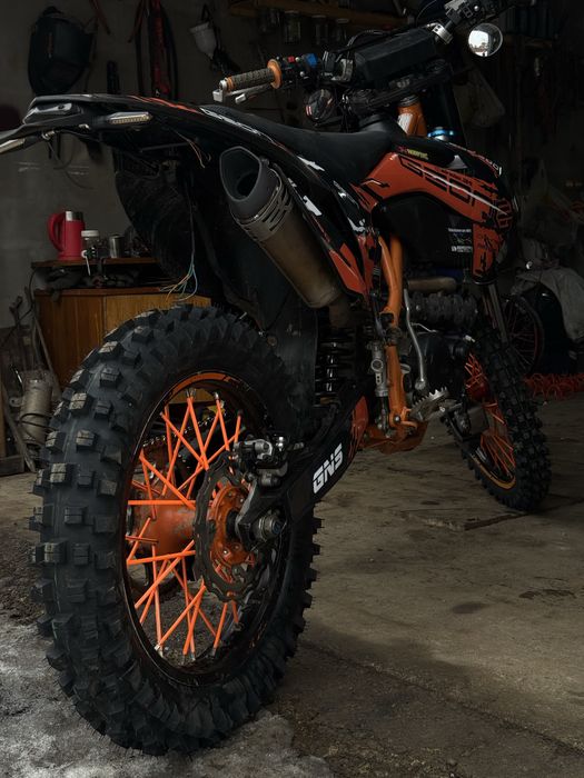 Цікавить обмін на уові лайт кт-300 2024 года випуску бажоно ідеальоног