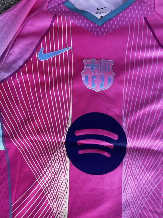 Koszulka FC Barcelona nowa S 26/27 okazja