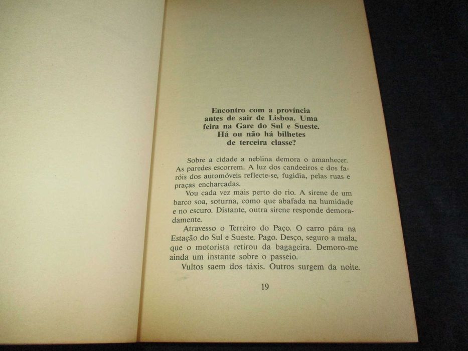 Livro Crónicas Algarvias Manuel da Fonseca 1ª edição