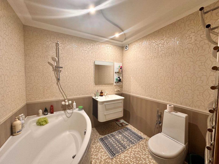 Продам 3 кімнатну квартиру