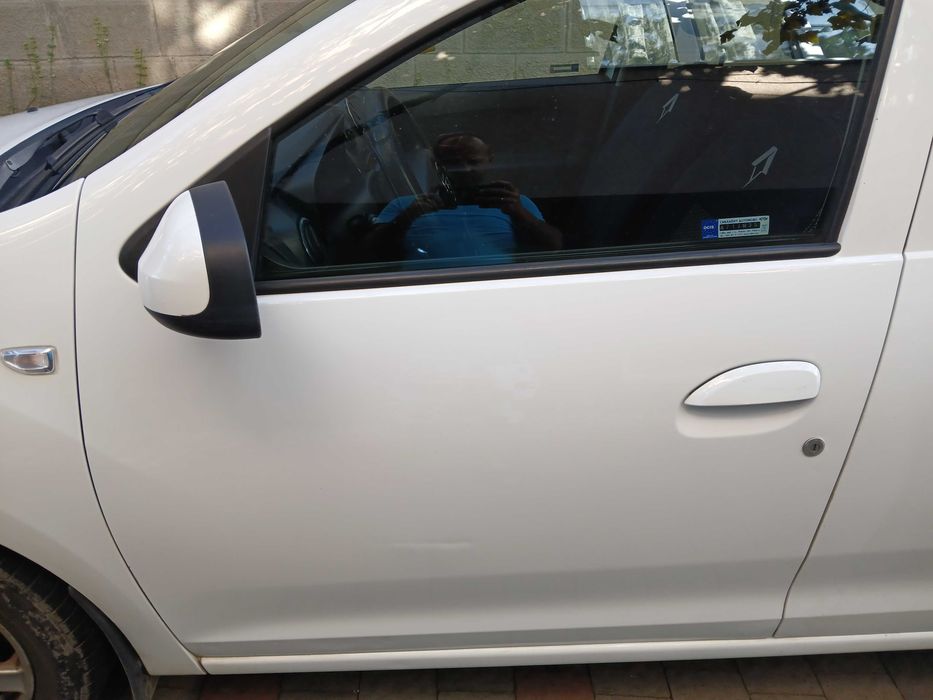 Автомобіль DACIA SANDERO 2013