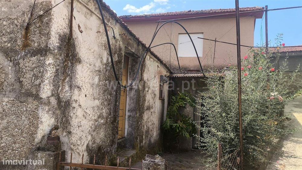 Moradia T2 / Resende, Anreade e São Romão de Aregos