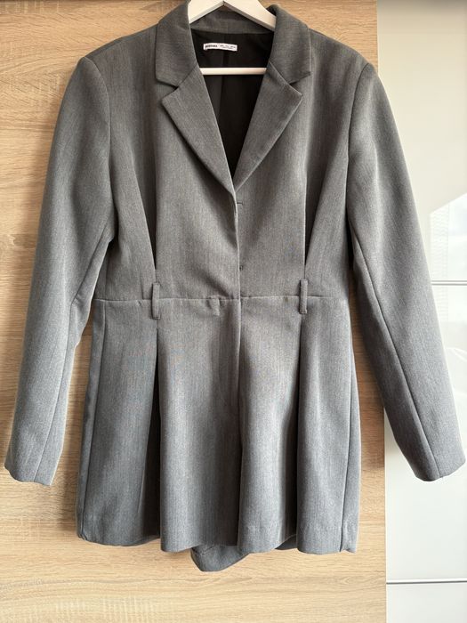 Kombinezon bershka rozmiar L szary