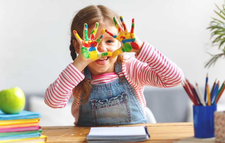 Babysitter e limpezas  Mafalda Cunha