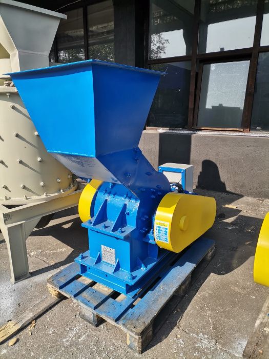 NOWA Kruszarka MŁOTKOWA model: KM/PO-400x300 - producent !!