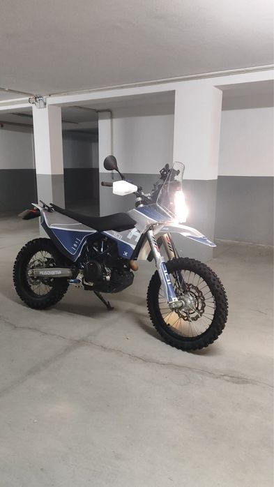 Husqvarna 701 enduro