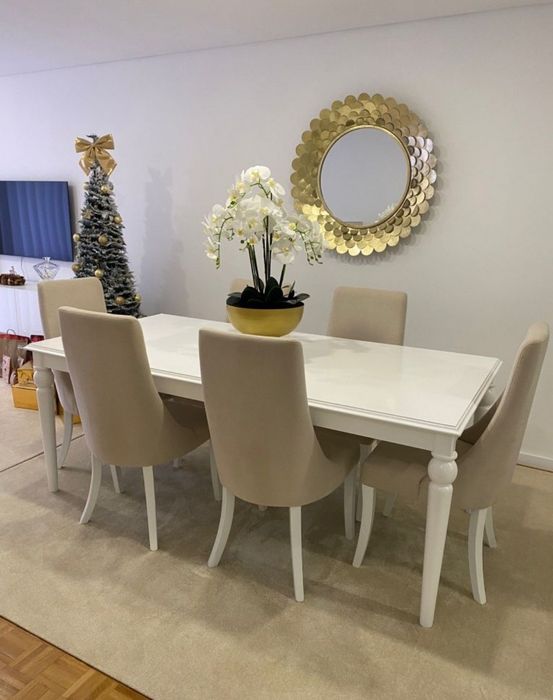 Mesa lacada de branco