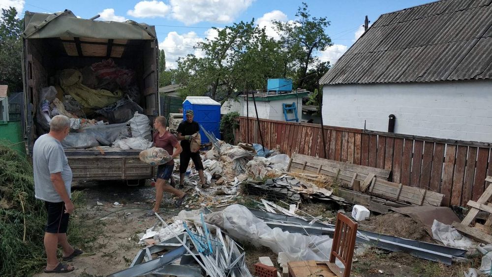 Газель до 2 тонн, 18 кубических метров. Больше камаза. Вывоз мусора