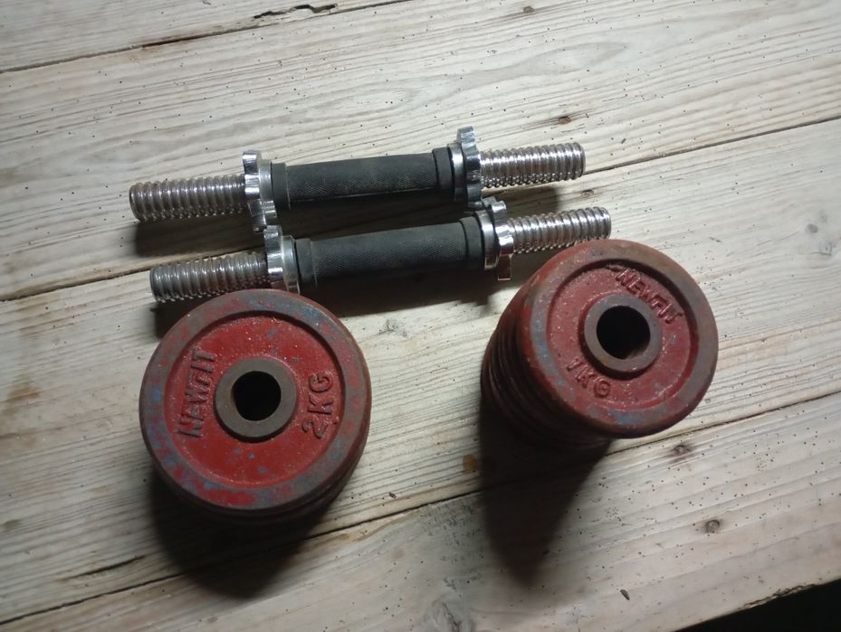 Alteres roscados com 36kg de pesos