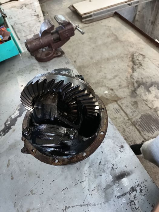 Редуктор Nissan Laurel C31