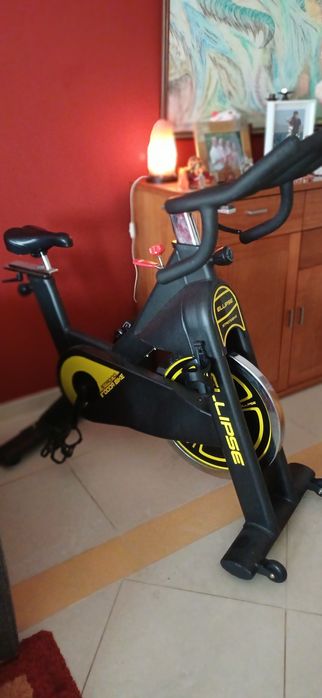 Bicicleta estática Ellipse strongbike