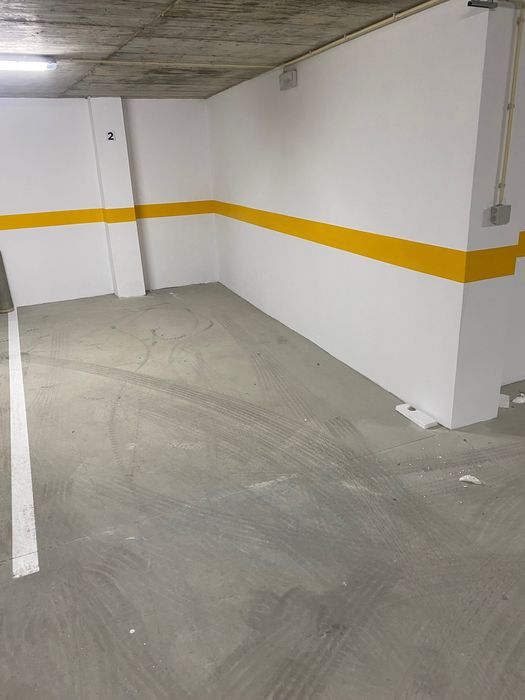 T2 novo. Sem mobilias. Garagem.. Arrendar no Centro de Bragança