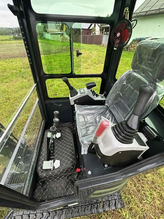 Giratória Landward XT18U - 1.8t - com AC