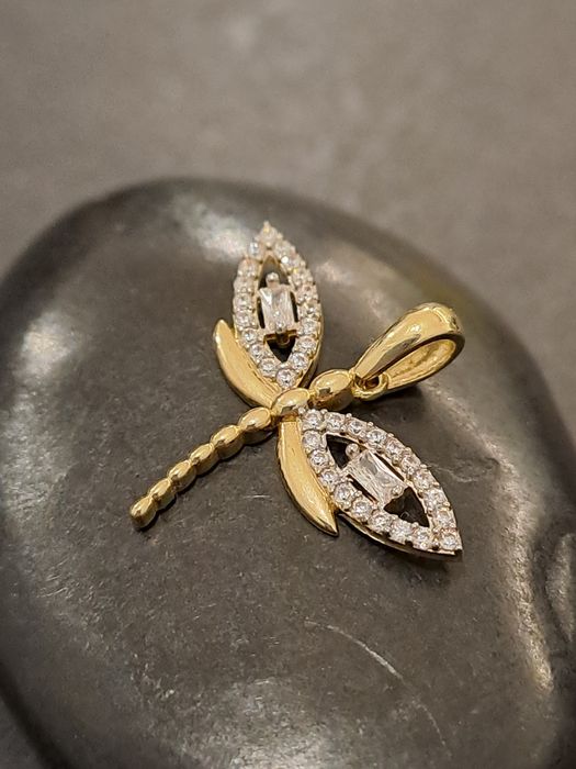 Złota zawieszka Ważka 585 Nowa 2 x 2.5 cm