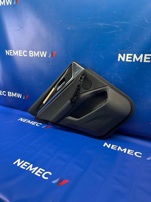 Карта обшивка двері задня ліва SCHWARZ BMW X3 G01 розборка