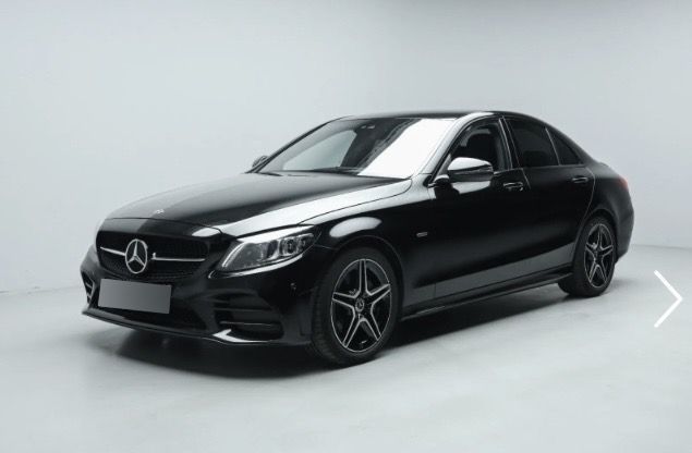 Mercedes-Benz C 220 d 9G-TRONIC AMG Line