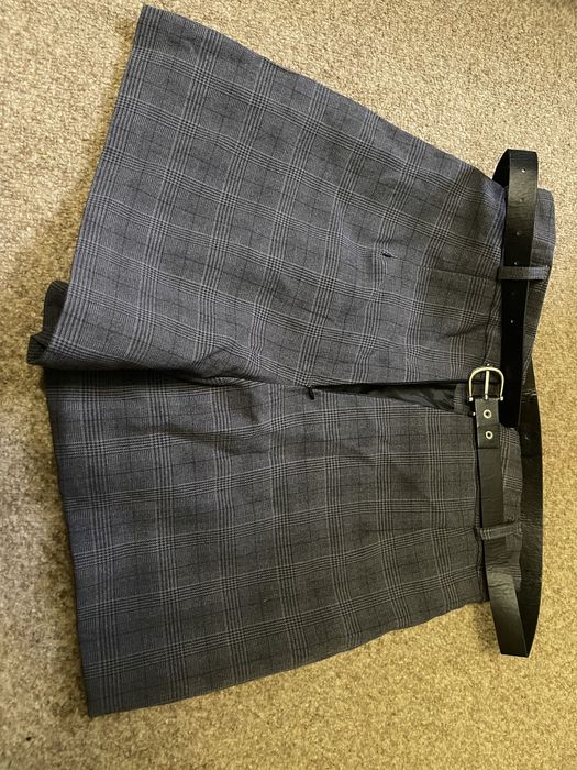 Шорти-спідниця з ременем