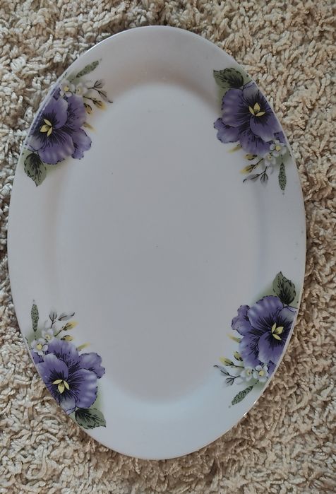 Продам овальное блюдо