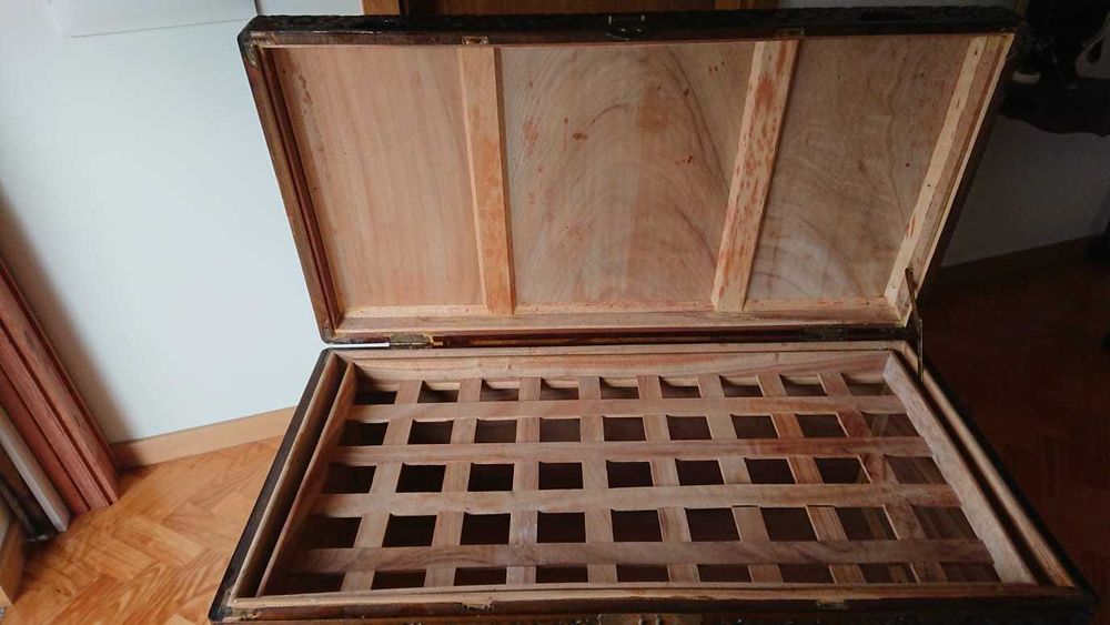 ARCA Chinesa antiga em Cânfora