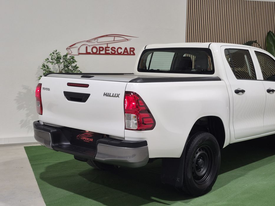 Toyota Hilux 2.4D-4D 4x4 | GARANTIA | NACIONAL - 3 LUG - 2020