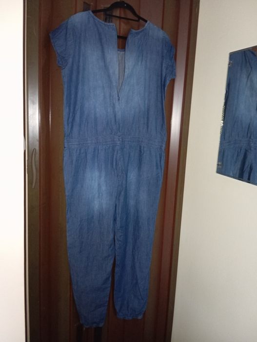 Kombinezon dżinsowy wygodny