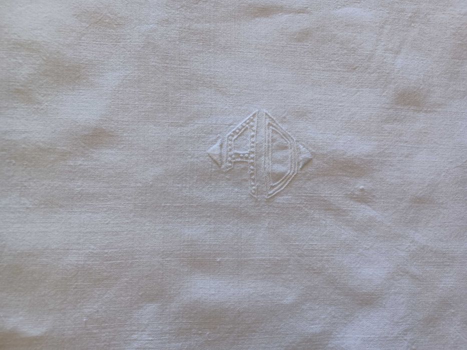 Fronhas em linho antigo 40x40 novas