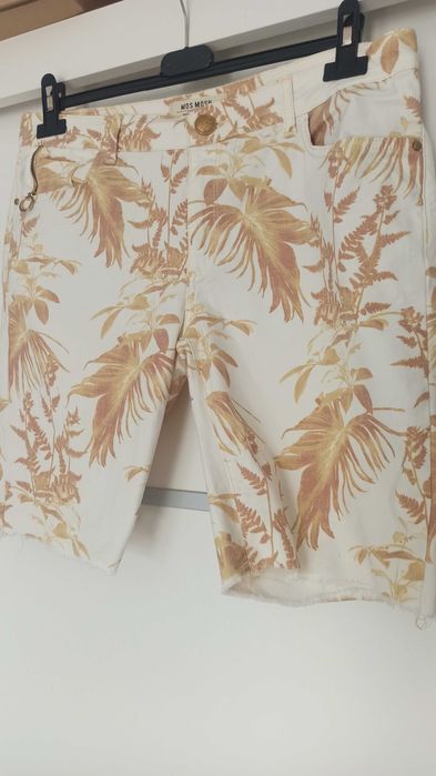 Spodenki w liście Mos Mosh