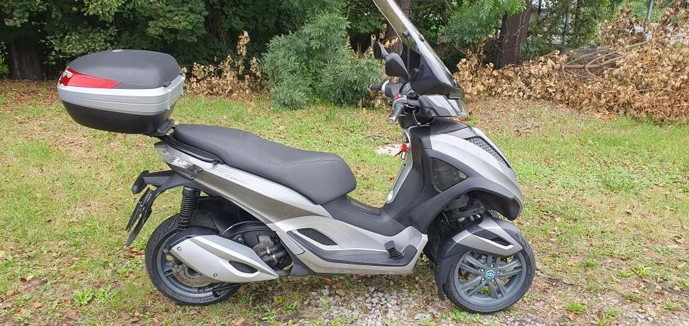 Piaggio MP-3 mp3 300 kat B niski przebieg 27tys km-mp3 500 stan perfekcyjny