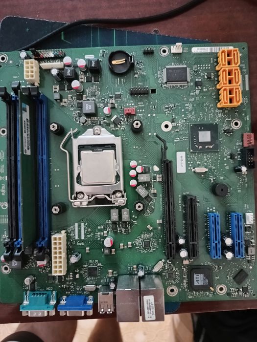 Продам материнские платы