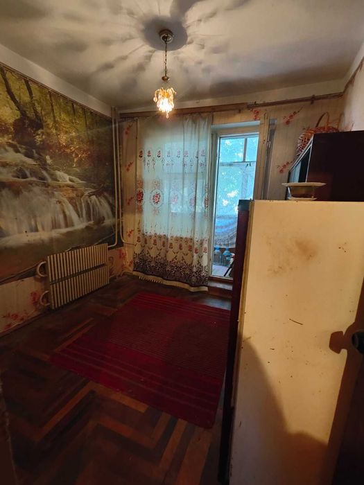 ПРОДАМ 2-ві кімнати в 3-ох кімнатній квартири по вул.Звенигородській