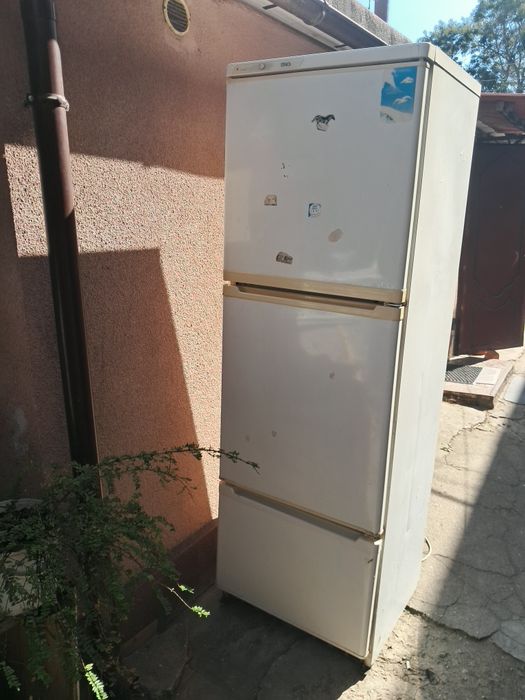 Продам холодильник в робочому стані