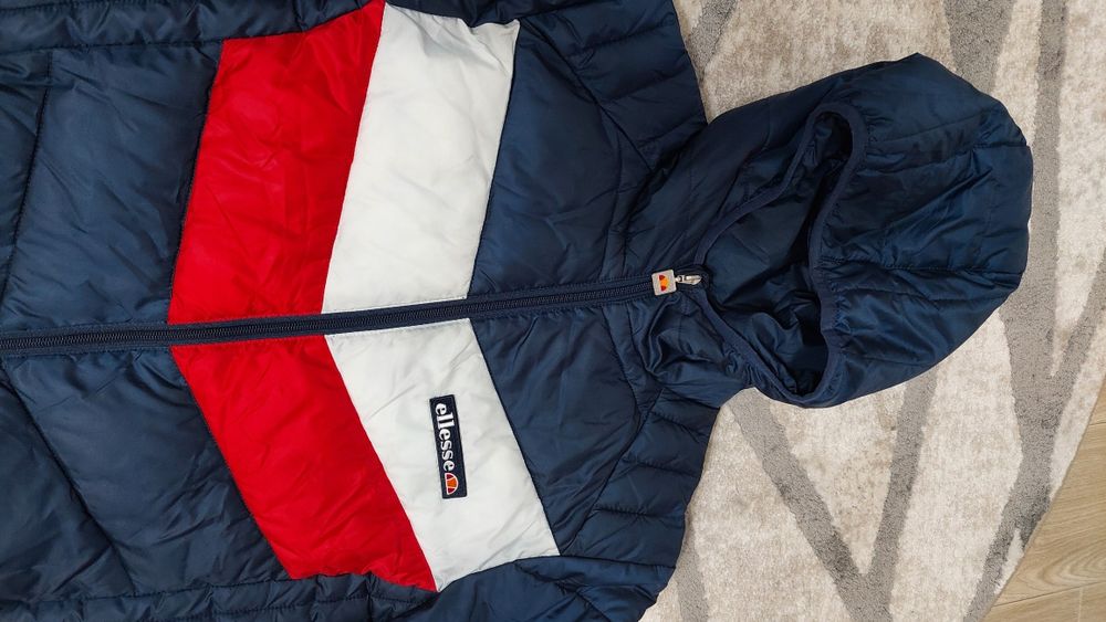 Куртка ellesse демісезон