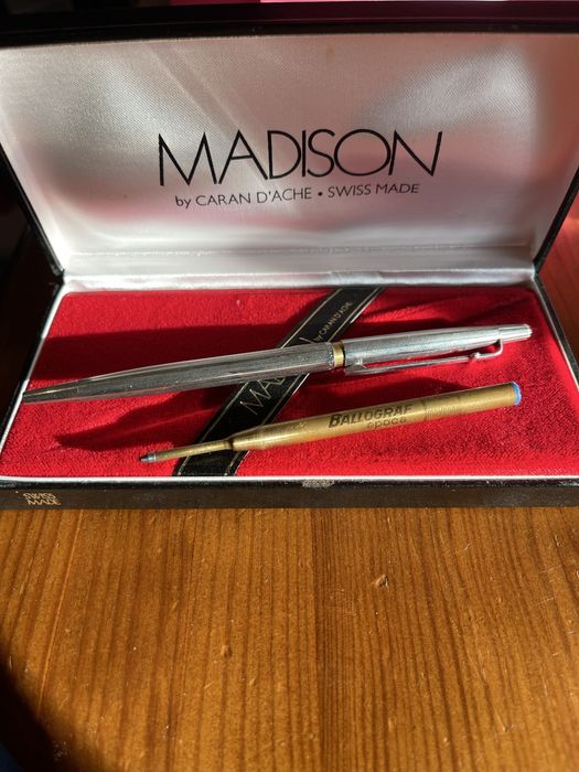 Caran d’Ache Madison em Prata – Swiss Made – Nº 452345