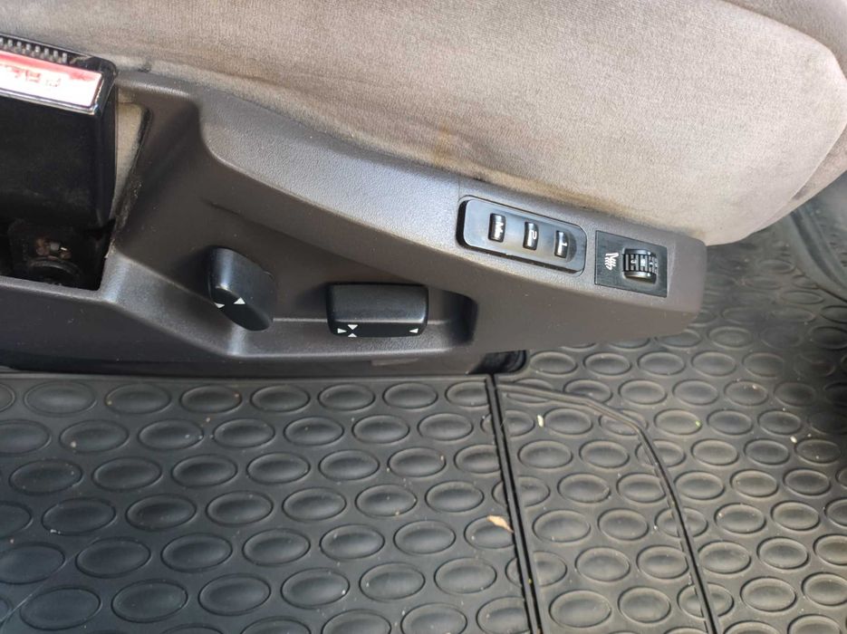 Продам  авто CITROEN C8