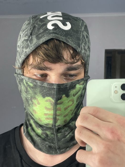 Термохромна балаклава Supreme