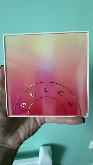BECCA Sunsetter Face Palette (limited edition) палетка хайлайтерів лімітка