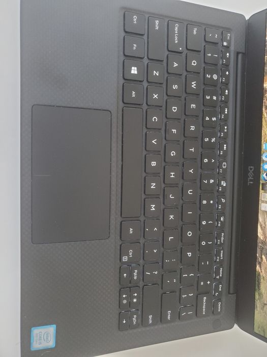 DELL XPS 13, 9380 13.3" FHD i5-8265U 8 GB 256 GB SSD
