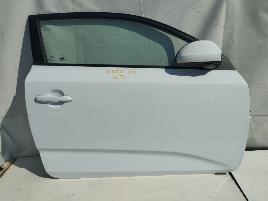 Kia Ceed 1. 3D drzwi przednie przód prawe WD