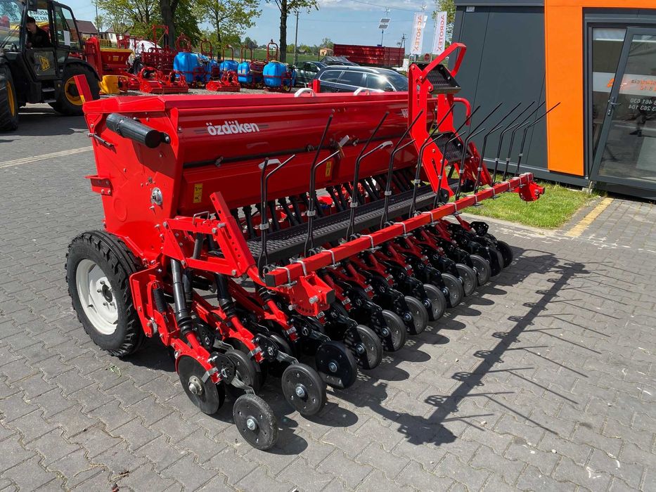 Ozdoken mechaniczny siewnik zbożowy Pertum-S 300 - dwutalerzowy