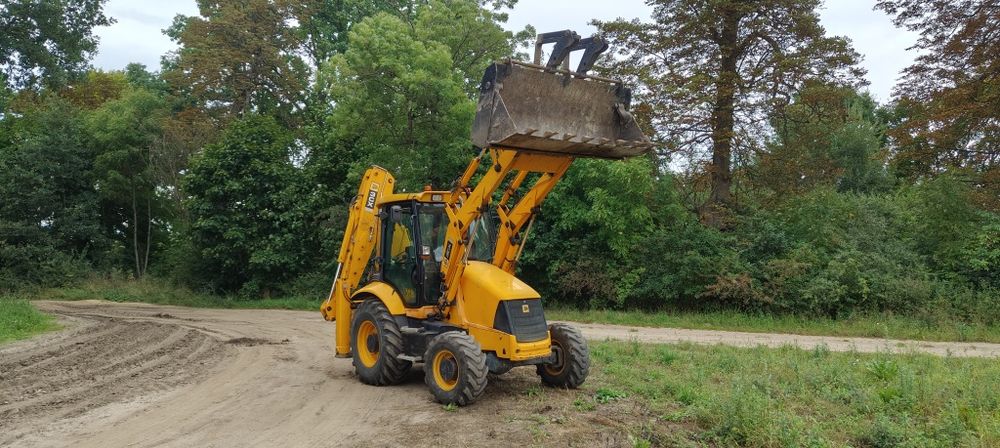 JCB 3CX 2007 rok – 1690 mth – 4 łyżki – bardzo dobry stan