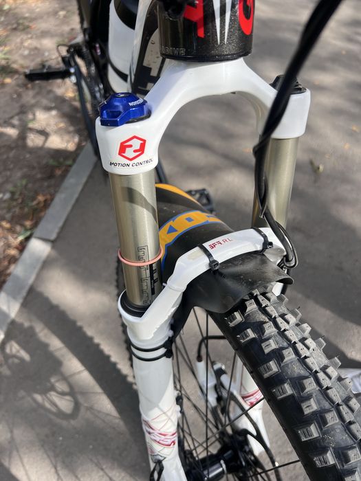 Велосипед двухпідвіс Giant anthem 3