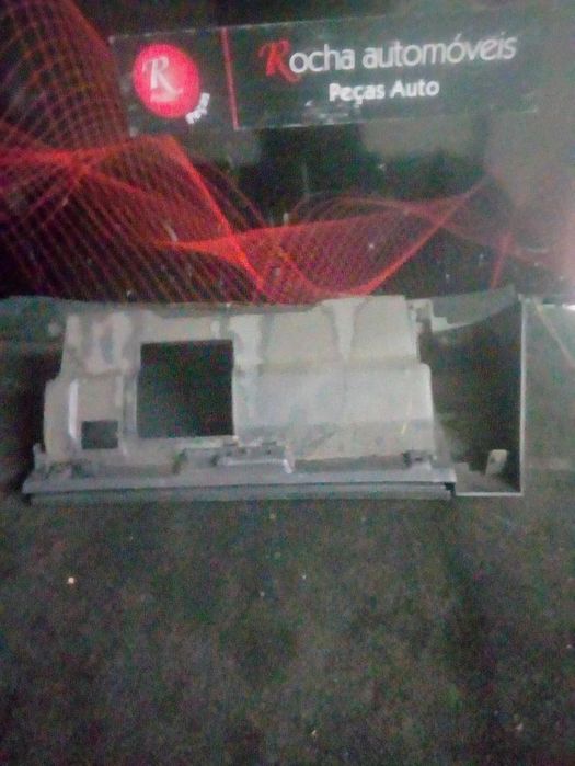 Porta Luvas Nissan Primera (P11)