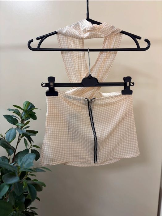 Bluzka z fiszbinami NOWA