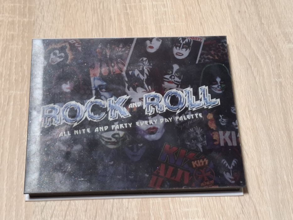 Glamlite Kiss paleta cieni z pudełkiem