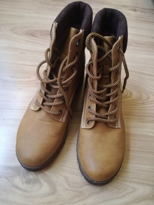 Nowe trapery damskie Highland Creek, buty zimowe 39