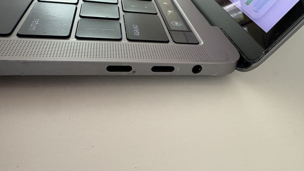 MacBook Pro 13″ Core i7 (3,3 GHz)